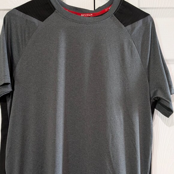 Spyder Active Men's Color Block Sport Top Small, Black Gray with Red Accents - Picture 3 of 11